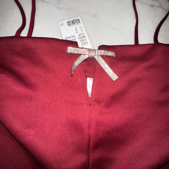 Divided Elegant Burgundy Satin Dress with Rhinestone Bow Detail – Medium Size - Picture 4 of 5